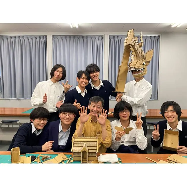 美術部、山口豊さんに学ぶ | 逗子開成中学校・高等学校