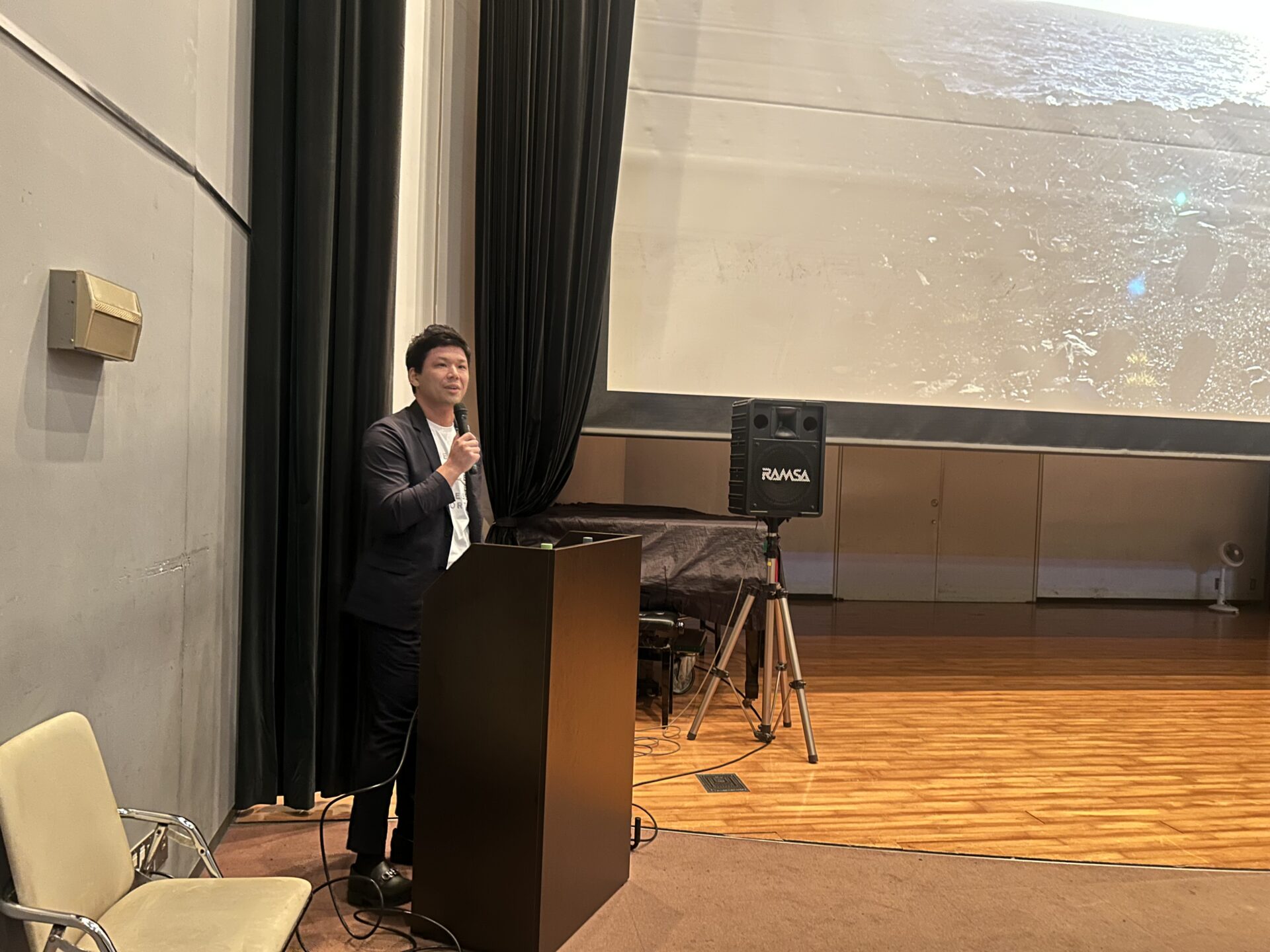 中学3年生「～先輩から学ぶ～生き方講演会」