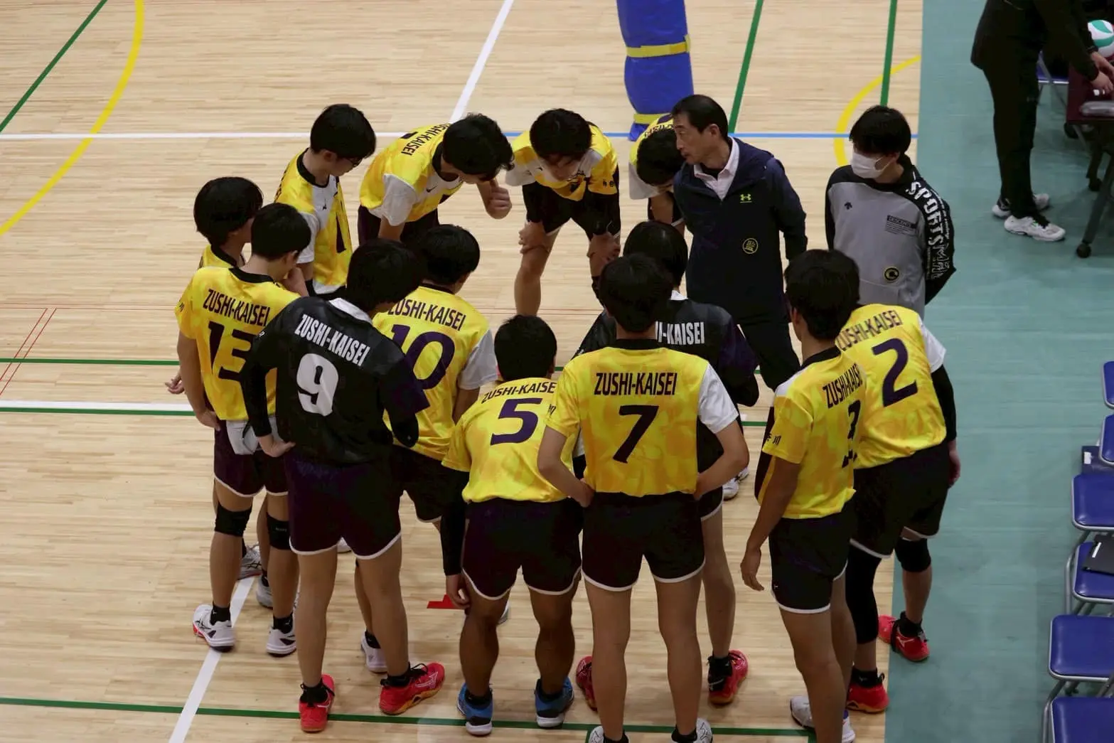 高校バレーボール部の活躍