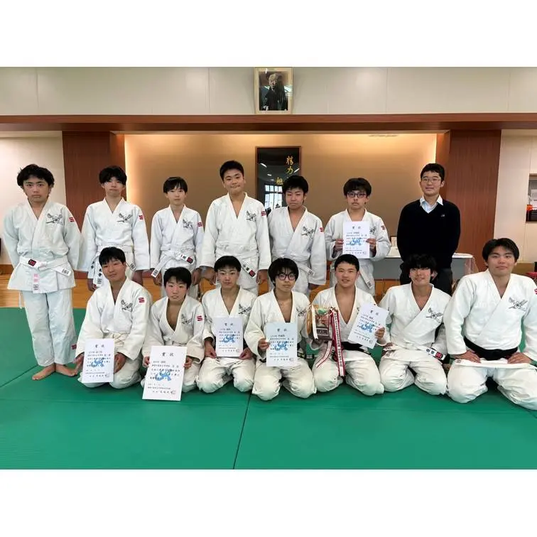 中学柔道部　私学大会優勝