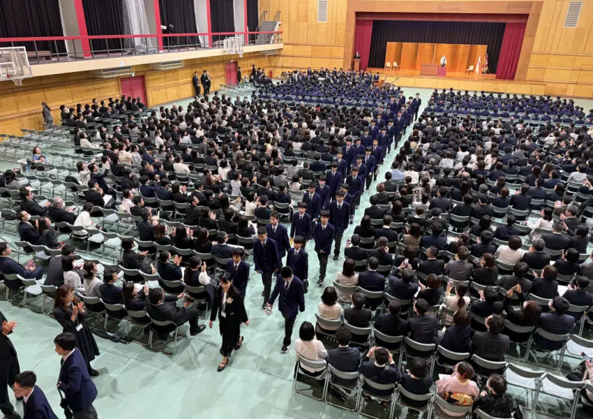 新入生退場（B組）